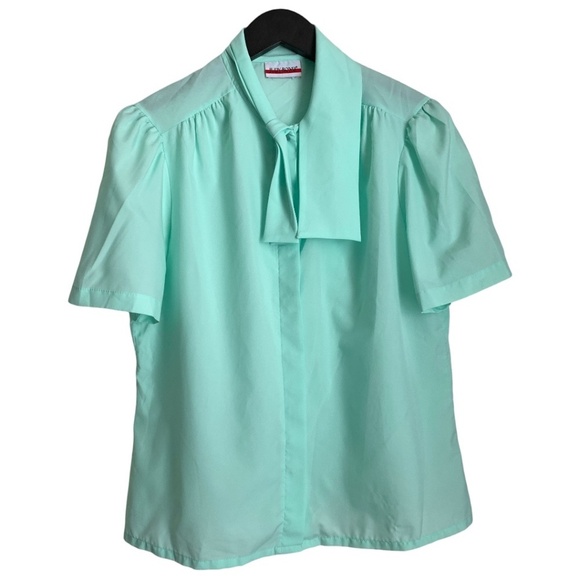 ** SOLD ** Vintage 60s Judy Bond Blouse Size 18 Short Sleeve Mint Shirt - Picture 2 of 4